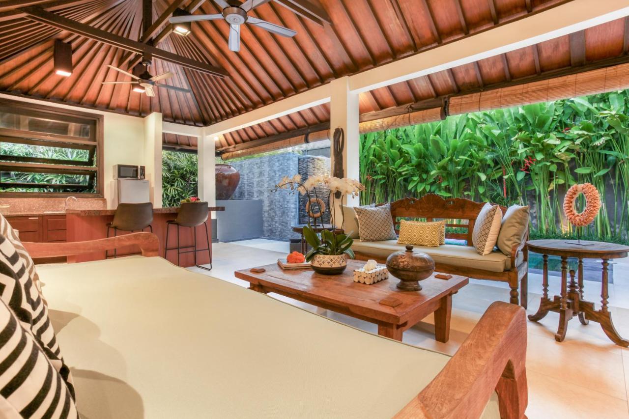 Asrina Villa'S Seminyak Εξωτερικό φωτογραφία