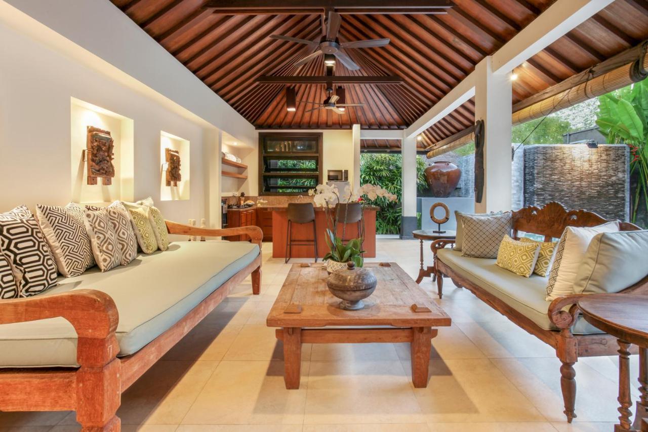 Asrina Villa'S Seminyak Εξωτερικό φωτογραφία