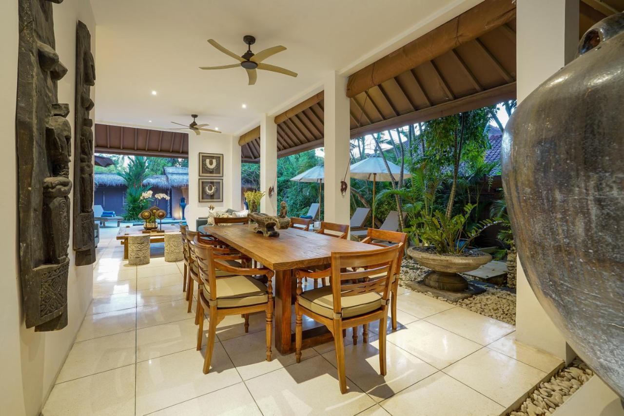Asrina Villa'S Seminyak Εξωτερικό φωτογραφία